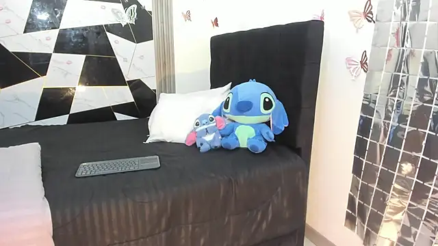 sophia arevalo online show from 15, 3, 2026