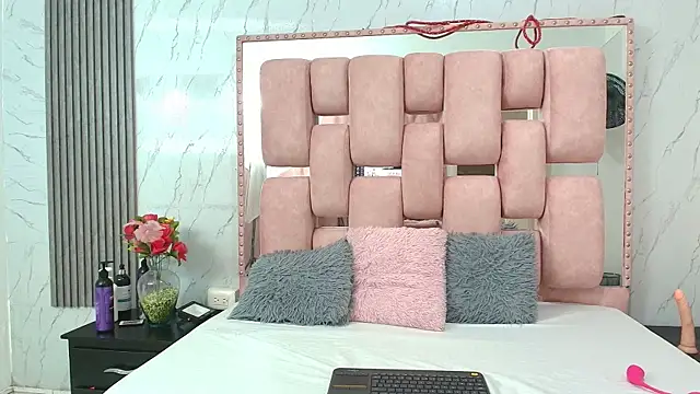 SofiaSommers online show from 28, 11, 2025