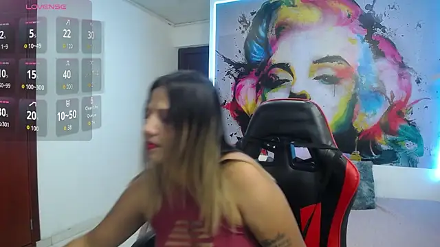 Snapshot of tiana_breeze chatting on 17, 10, 2025 tiana breeze online show from 17, 10, 2025