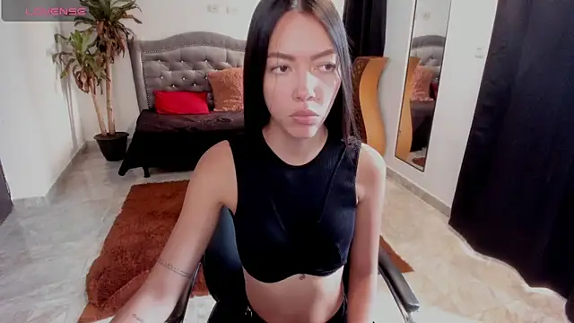 Snapshot of fox_valerie chatting on 3, 3, 2026 fox valerie online show from 3, 3, 2026