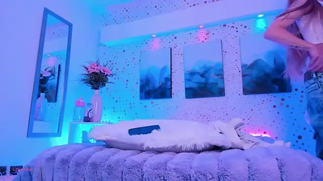 ArianaSantana online show from 26, 9, 2025