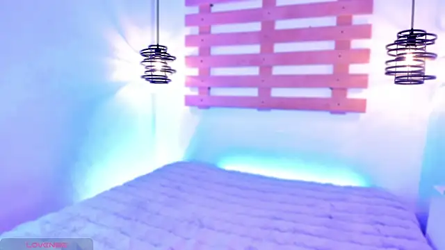 ArianaSantana online show from 11, 9, 2025