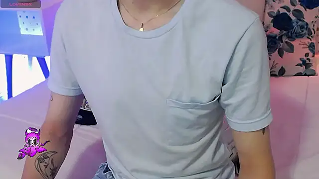 ArianaSantana online show from 10, 11, 2025