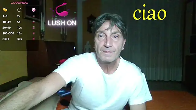 Snapshot of lattediyak chatting on 20, 10, 2025 lattediyak online show from 20, 10, 2025