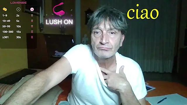 Snapshot of lattediyak chatting on 15, 10, 2025 lattediyak online show from 15, 10, 2025