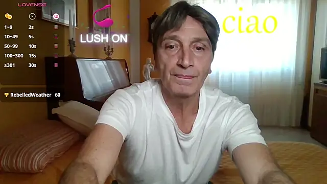 Snapshot of lattediyak chatting on 11, 11, 2025 lattediyak online show from 11, 11, 2025