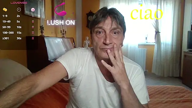 Snapshot of lattediyak chatting on 25, 10, 2025 lattediyak online show from 25, 10, 2025