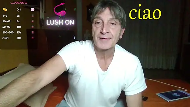 Snapshot of lattediyak chatting on 3, 11, 2025 lattediyak online show from 3, 11, 2025