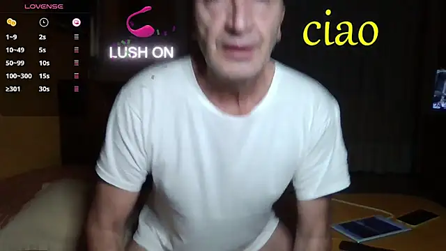 Snapshot of lattediyak chatting on 15, 11, 2025 lattediyak online show from 15, 11, 2025