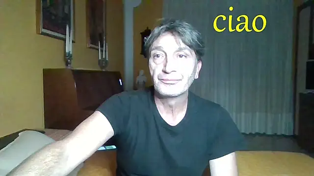 Snapshot of lattediyak chatting on 9, 11, 2025 lattediyak online show from 9, 11, 2025