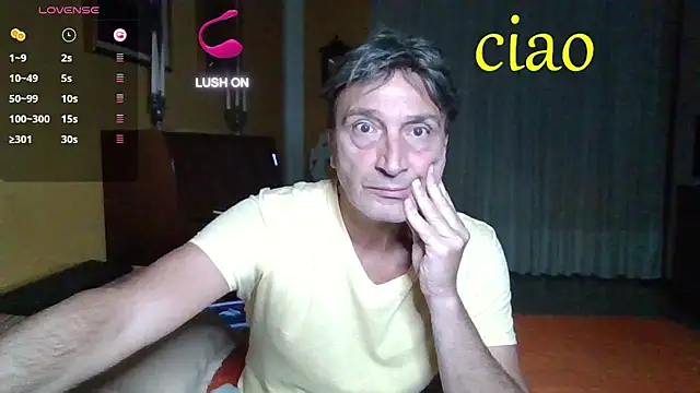 Snapshot of lattediyak chatting on 2, 10, 2025 lattediyak online show from 2, 10, 2025