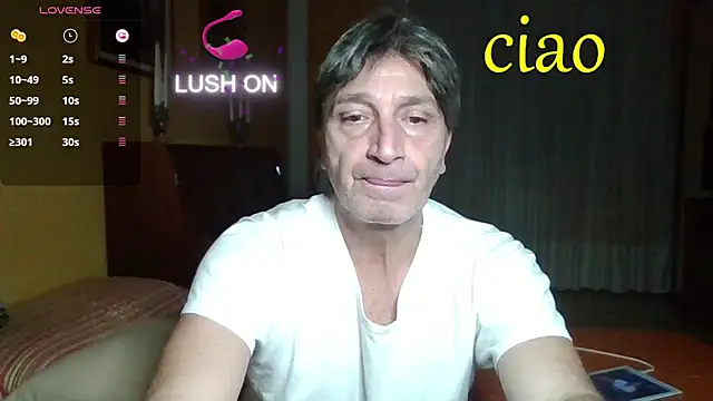 Snapshot of lattediyak chatting on 8, 11, 2025 lattediyak online show from 8, 11, 2025