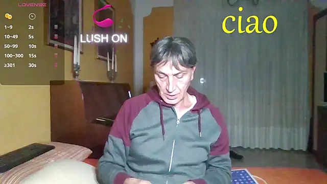 Snapshot of lattediyak chatting on 5, 10, 2025 lattediyak online show from 5, 10, 2025