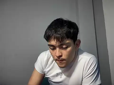 ivy xo online show from 9, 9, 2025