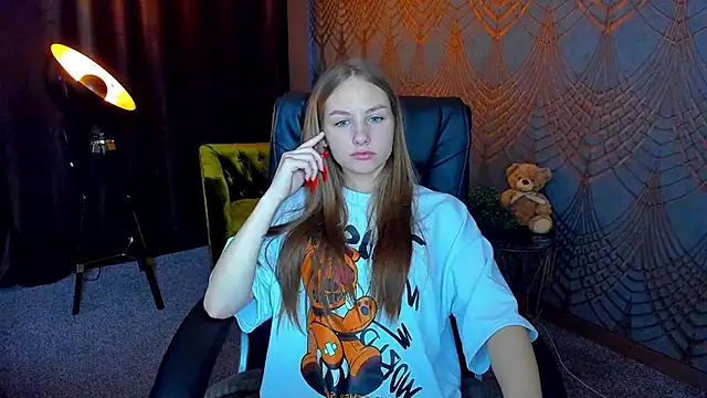 MilaAddams online show from 11, 7, 2026