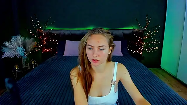 MilaAddams online show from 26, 9, 2025