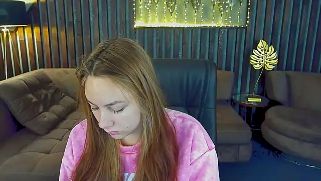 MilaAddams online show from 1, 2, 2026