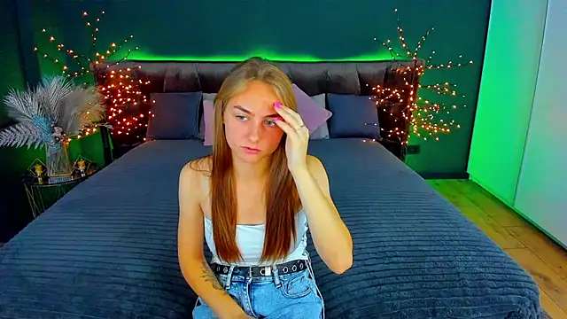 MilaAddams online show from 11, 9, 2025