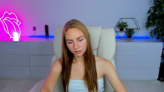 MilaAddams online show from 20, 9, 2025