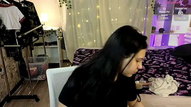 Nicole Parshikova online show from 27, 10, 2025