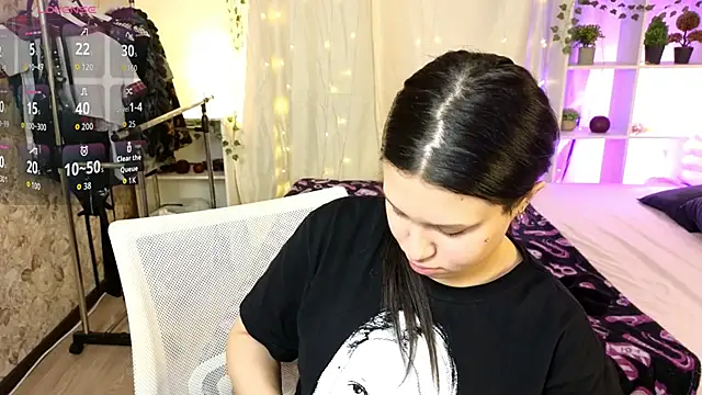 Nicole Parshikova online show from 8, 11, 2025