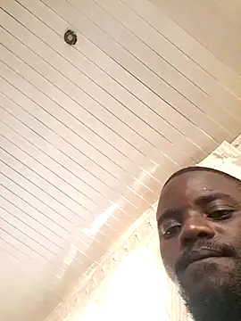Snapshot of KwaneleK1 chatting on 16, 12, 2025 KwaneleK1 online show from 16, 12, 2025