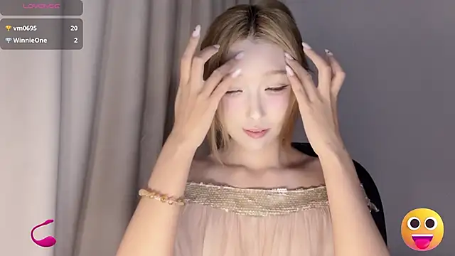 Winnie666- online show from 14, 9, 2025