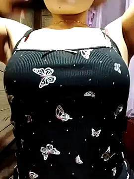 LucyyLy online show from 7, 11, 2025