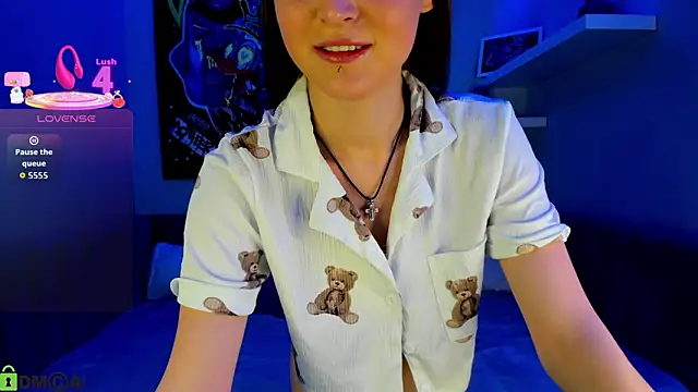 Snapshot of sasha__meow chatting on 7, 2, 2026 sasha meow online show from 7, 2, 2026