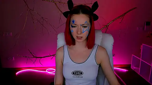 KimBoydd online show from 28, 11, 2025