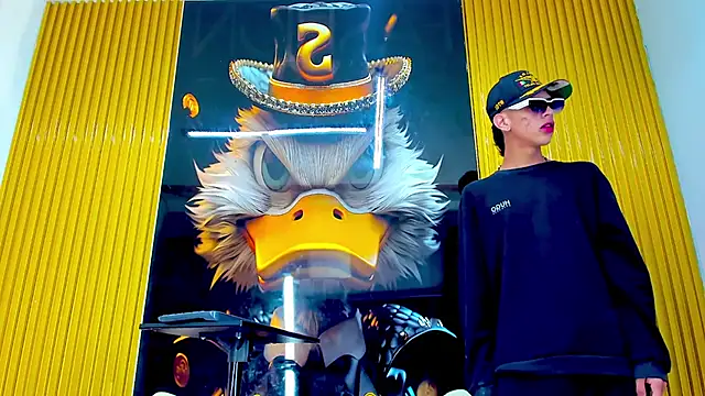 Dante Brown1  online show from 12, 10, 2025