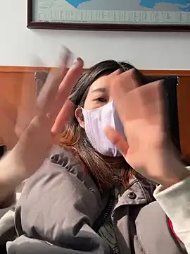 Lulu125216 online show from 27, 10, 2025