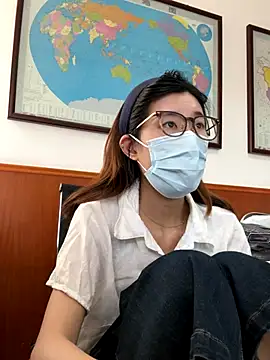 Lulu125216 online show from 10, 9, 2025