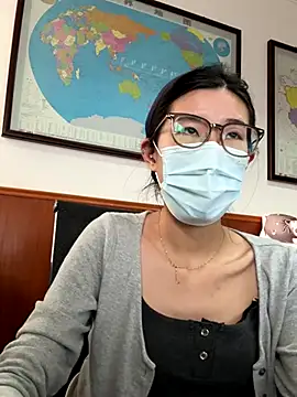 Lulu125216 online show from 15, 9, 2025