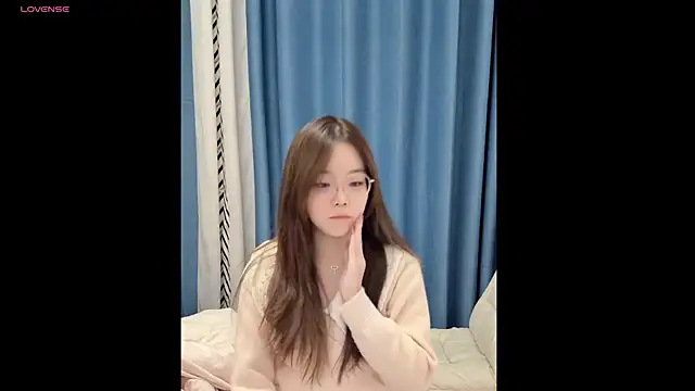 Snapshot of Wendi02- chatting on 21, 10, 2025 Wendi02- online show from 21, 10, 2025