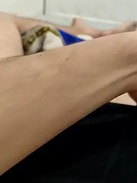 Yazaza1999 online show from 18, 10, 2025