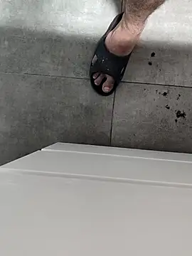 Yazaza1999 online show from 19, 10, 2025