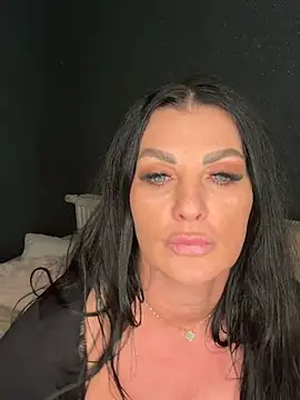 Nola Luxx-offiziell online show from 14, 2, 2026