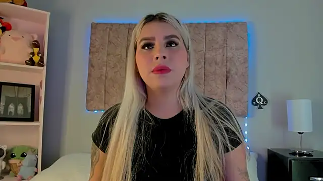 Snapshot of naomi_sanz chatting on 16, 2, 2026 naomi sanz online show from 16, 2, 2026