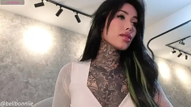 belllbonniie online show from 14, 11, 2025