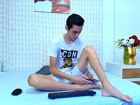 LuigiMarchetti online show from 3, 10, 2025