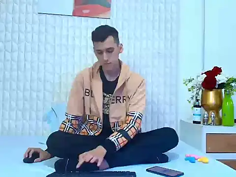 LuigiMarchetti online show from 20, 10, 2025