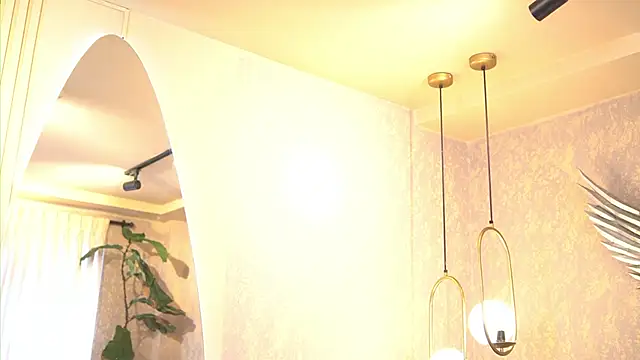 Tayler Kim online show from 29, 10, 2025