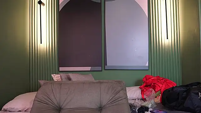 Tayler Kim online show from 3, 10, 2025