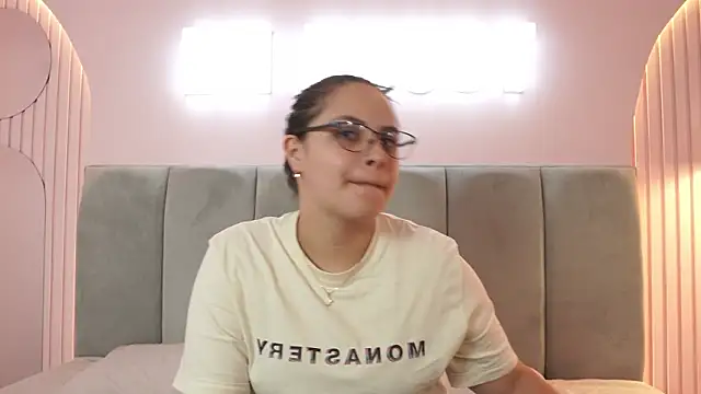 Tayler Kim online show from 31, 1, 2026