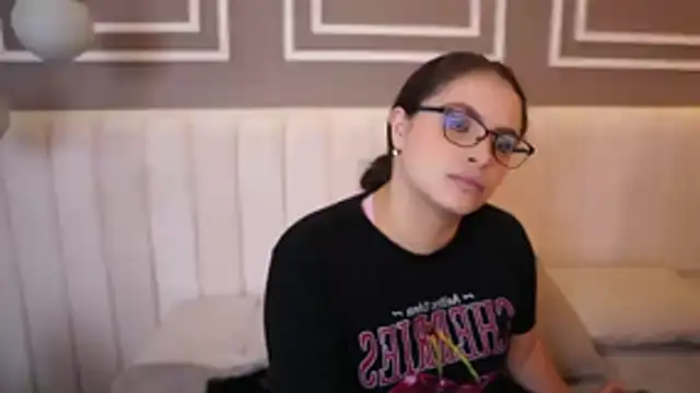 Tayler Kim online show from 21, 11, 2025