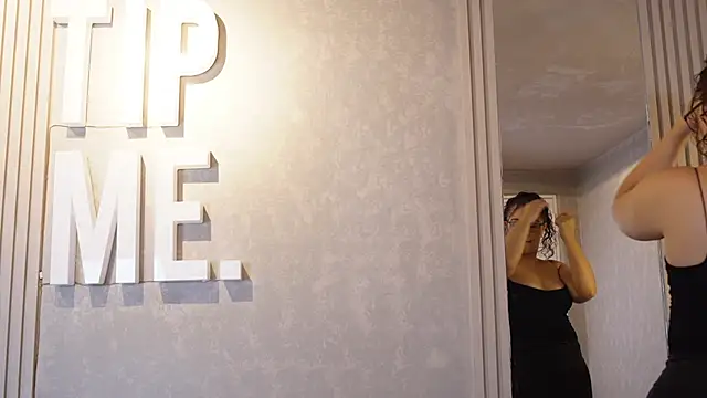 Tayler Kim online show from 12, 9, 2025