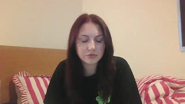 RoseMaee online show from 21, 10, 2025