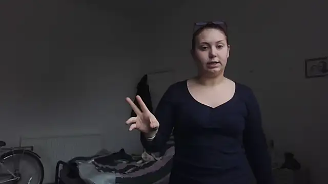 RoseMaee online show from 18, 10, 2025