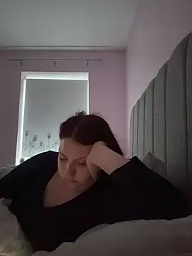 RoseMaee online show from 11, 11, 2025